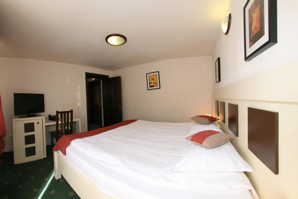 Draga Maria Hotel 3*